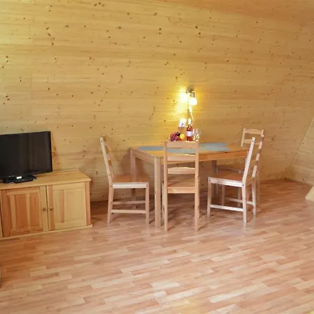 Chatky Sazava ロッジ Sázava